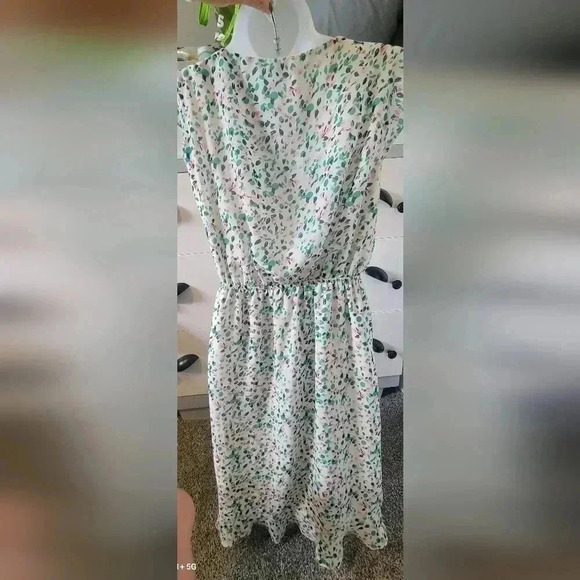 Annabella Confetti Splashed Cross Front Mini dress Size Large - Picture 7 of 10